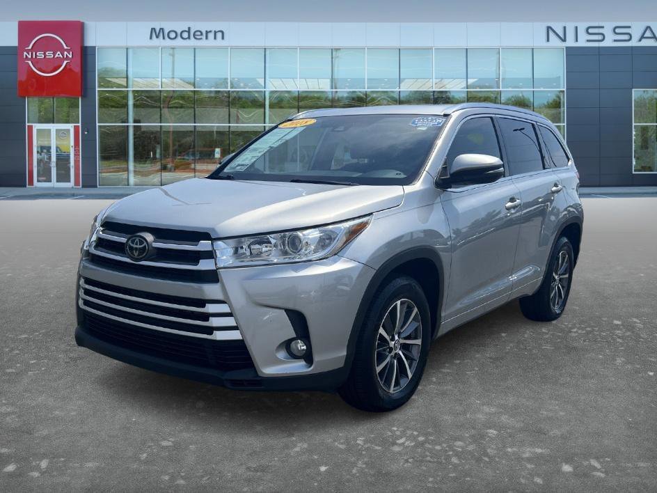 Used 2018 Celestial Silver Metallic Toyota XLE image 1