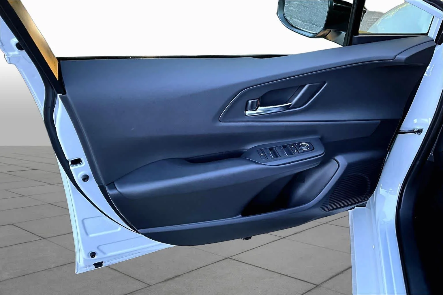 2026 Toyota Prius Plug-in Hybrid XSE - Photo 20