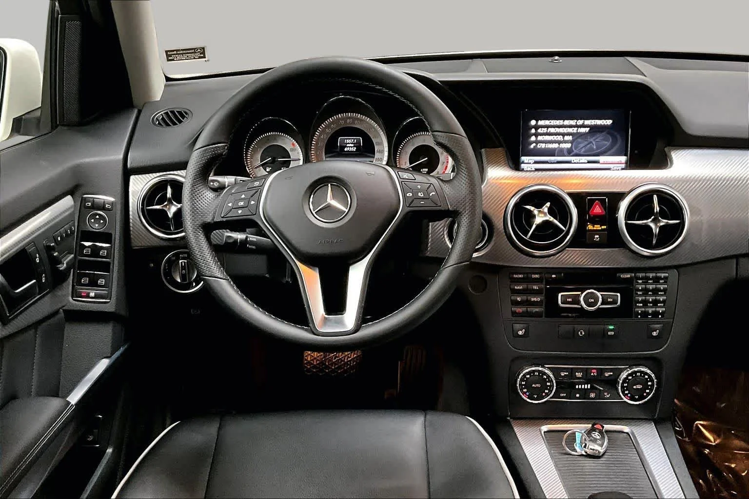 Used 2013 Diamond White Metallic Mercedes-Benz GLK 350 image 5
