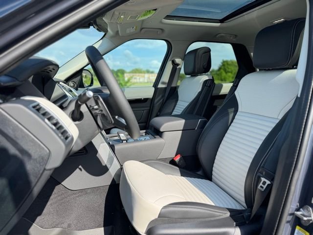 2025 Land Rover Discovery S - Photo 14