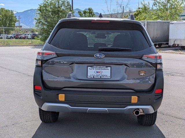 New 2026 MAGNETITE GRAY METALLIC Subaru Wilderness image 4