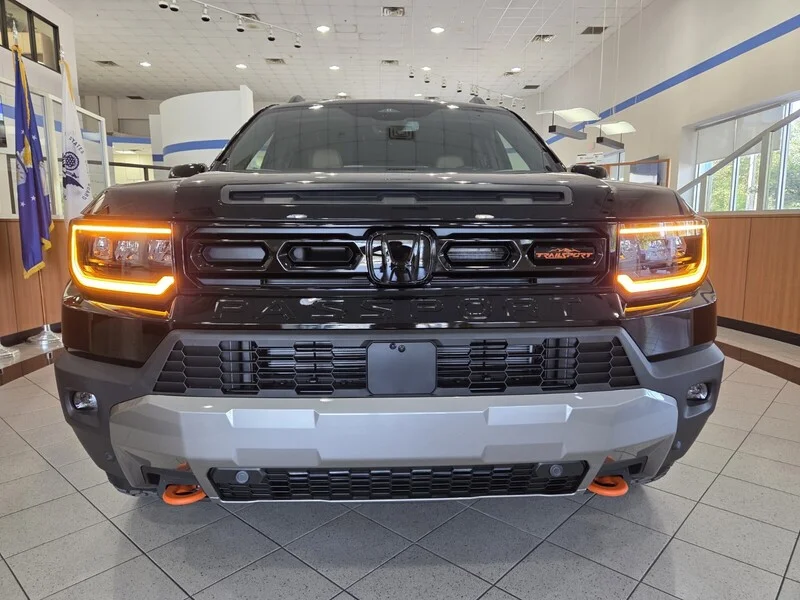 New 2026 Crystal Black Pearl Honda TRAILSPORT ELITE AWD image 2