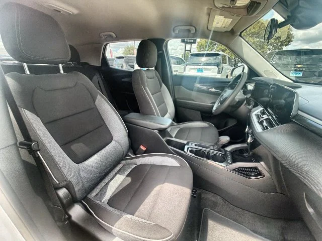 Certified Used 2025 Summit White Chevrolet LT image 26