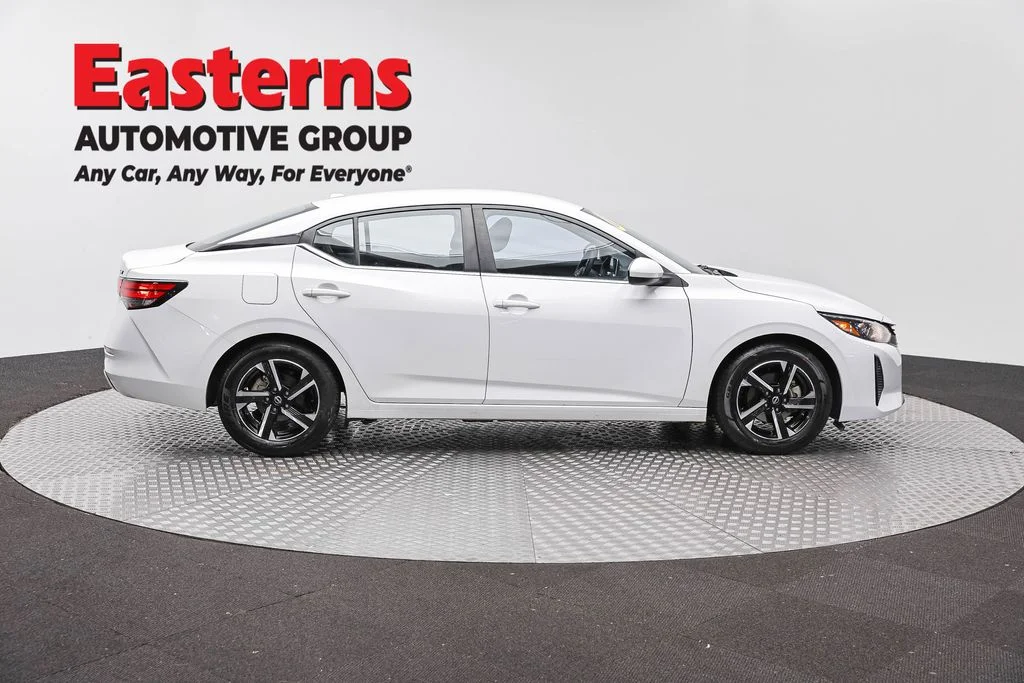 Used 2024 White Nissan SV image 4