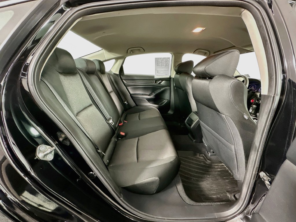 Used 2018 Black Honda LX image 24