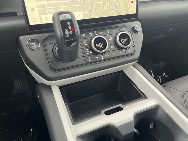 New 2026 Sedona Red Land Rover X-Dynamic SE image 24