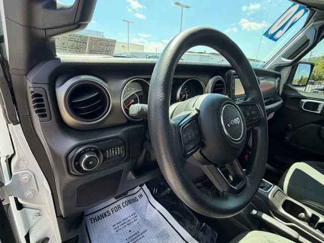 2020 Jeep Wrangler Sport - Photo 32