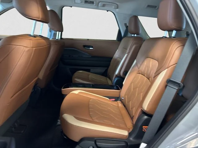 New 2026 Gray Nissan Platinum image 14
