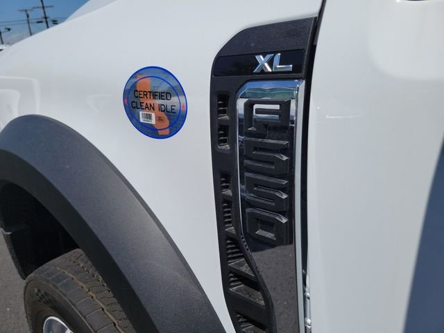New 2026 Oxford White Ford F-550® XL image 18