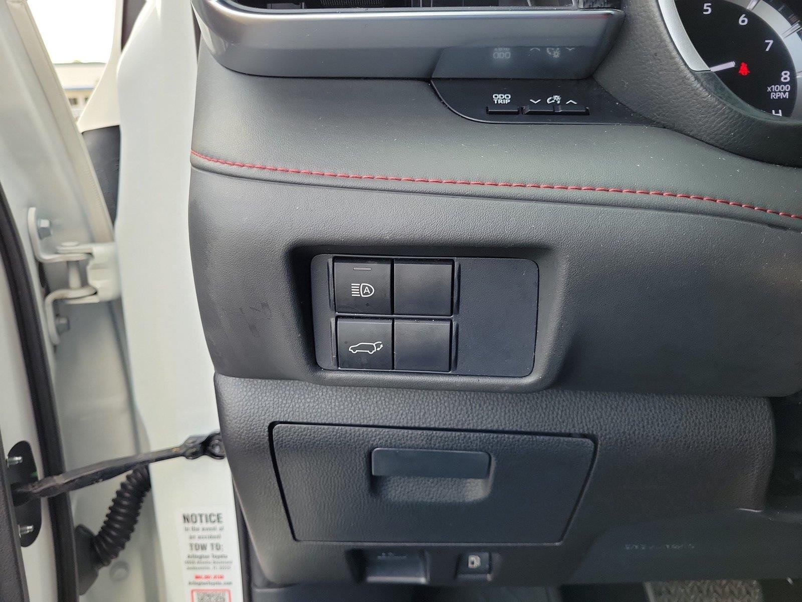 Used 2021 Blizzard Pearl Toyota XSE image 23