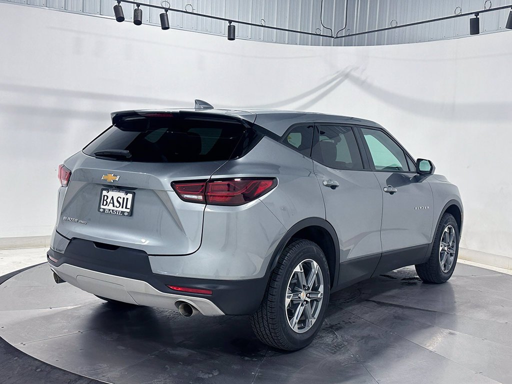 Used 2025 Gray Chevrolet LT image 11