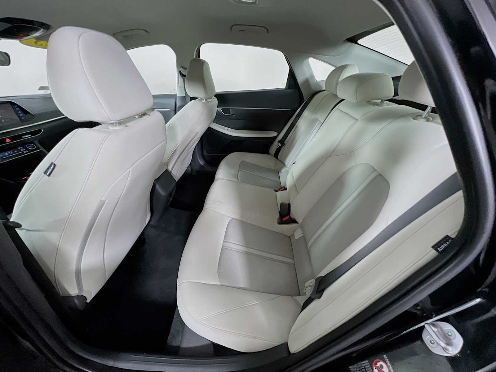 Used 2023 Onyx Black Hyundai SEL image 24