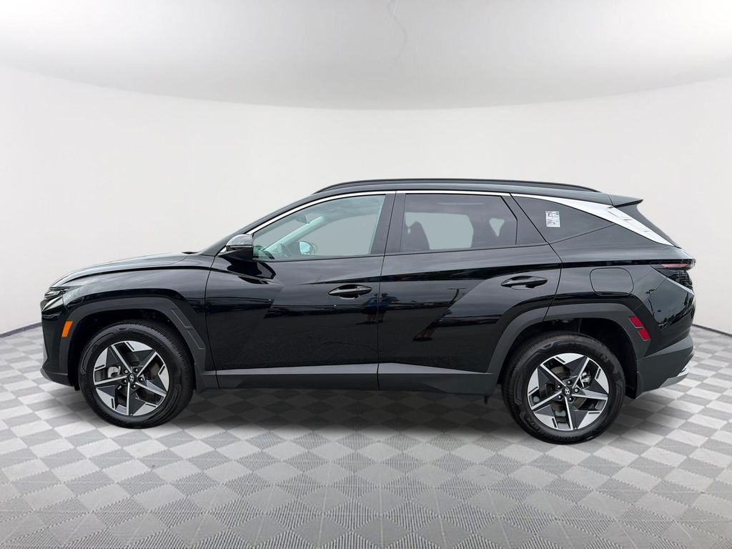Certified Used 2025 Gray Hyundai SEL Convenience image 8