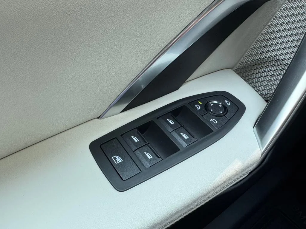 Used 2026 Storm Bay Metallic BMW xDrive28i image 21