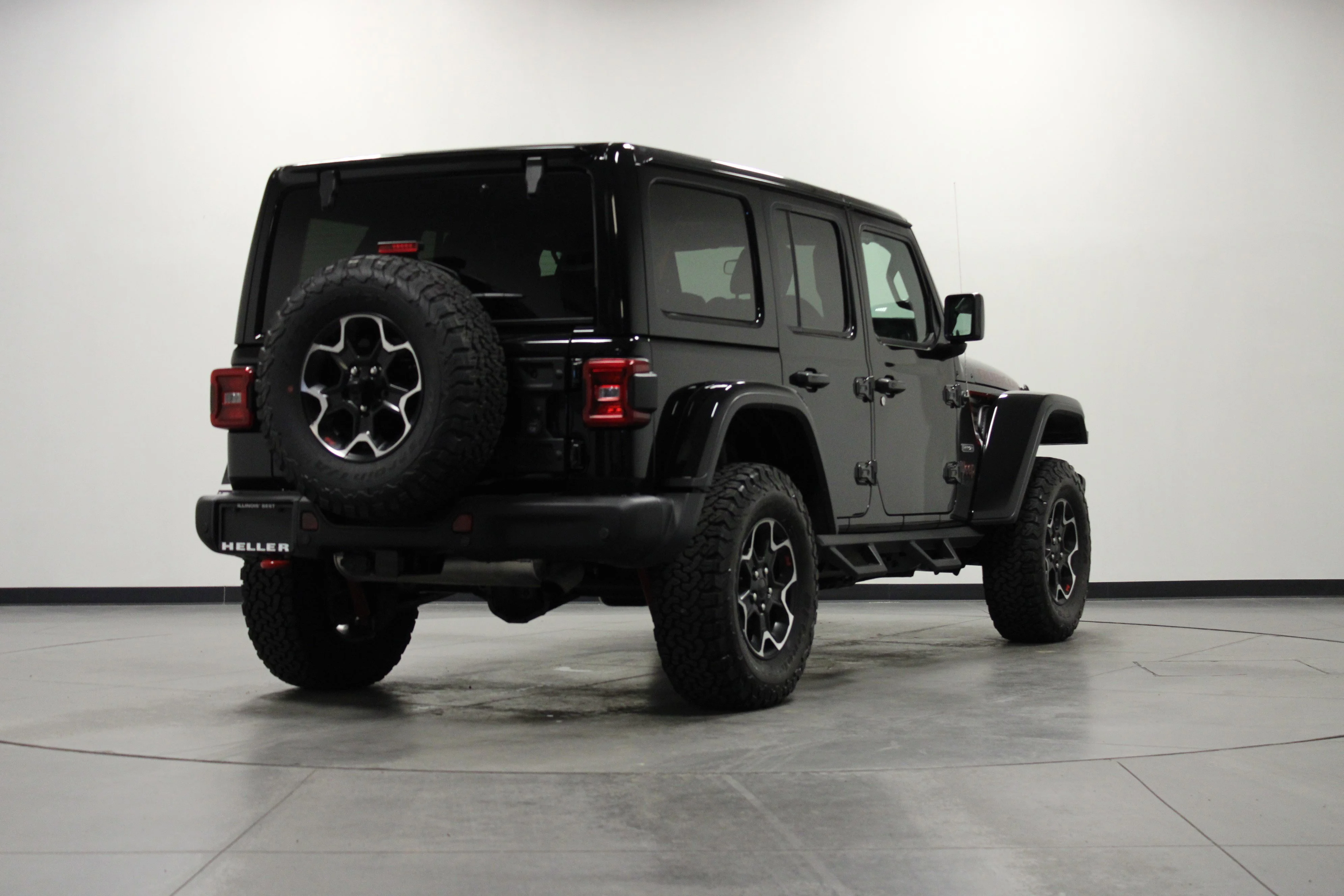 Used 2020 Black Clearcoat Jeep Recon image 4