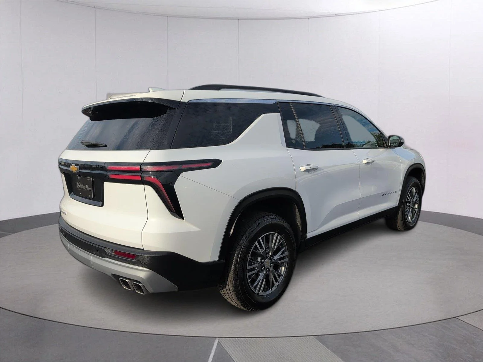 Used 2024 Downpour Metallic GMC SLE image 7