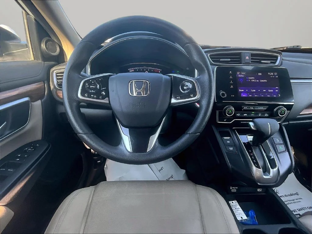 Used 2022 White Honda EX image 10
