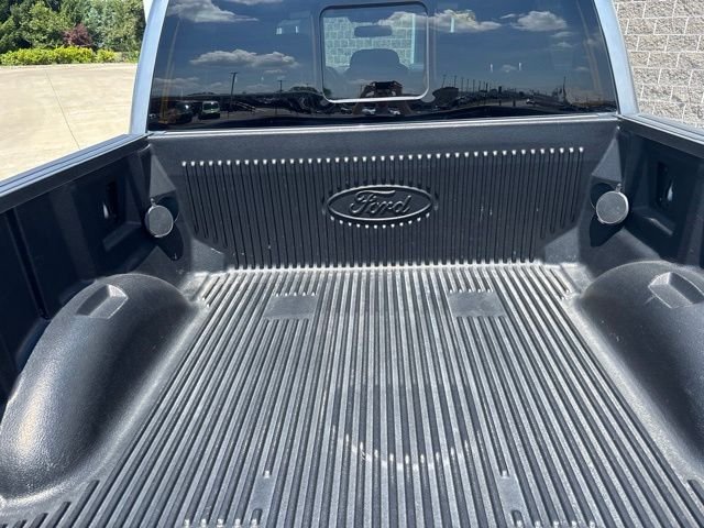 Used 2023 Silver Ford XLT image 14