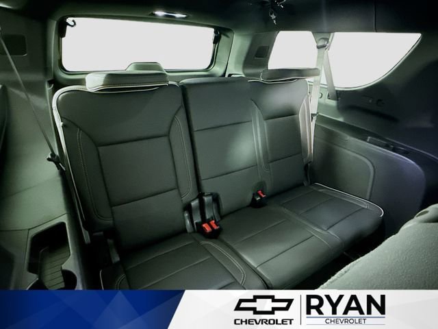 2026 Chevrolet Suburban Premier - Photo 29