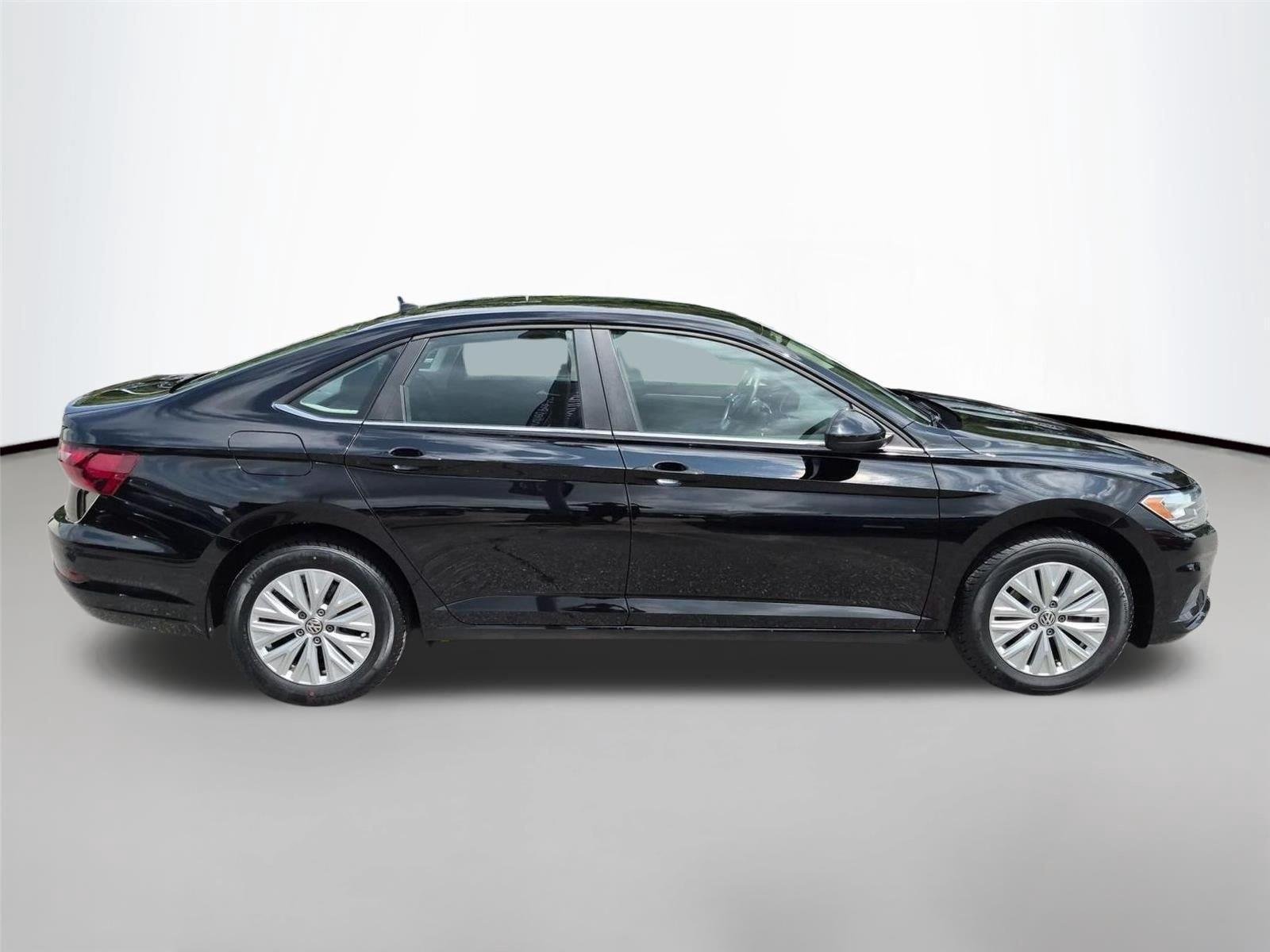 Used 2020 Black Uni Volkswagen S image 6