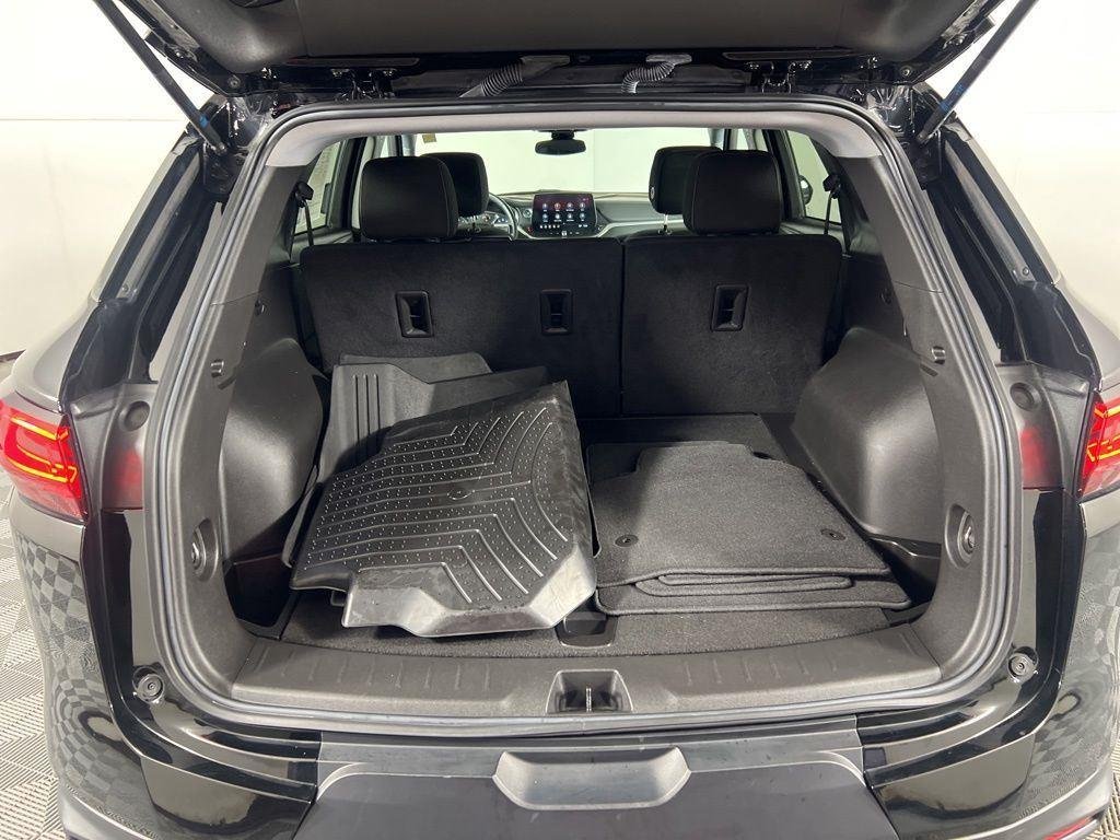 Used 2023 Black Chevrolet LT image 9
