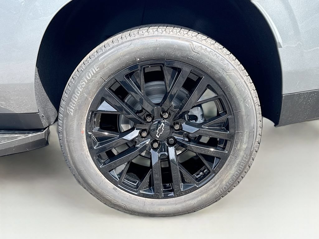 New 2026 Sterling Gray Metallic Chevrolet Premier image 36