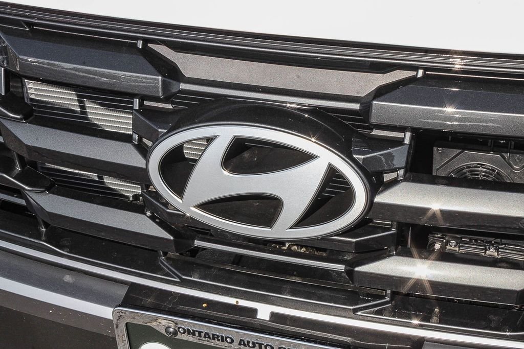 New 2026 White Hyundai SEL image 5