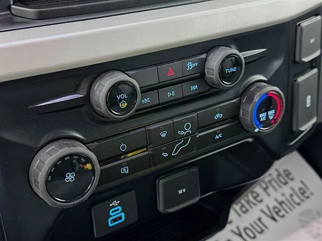 New 2025 Oxford White Ford XL image 15