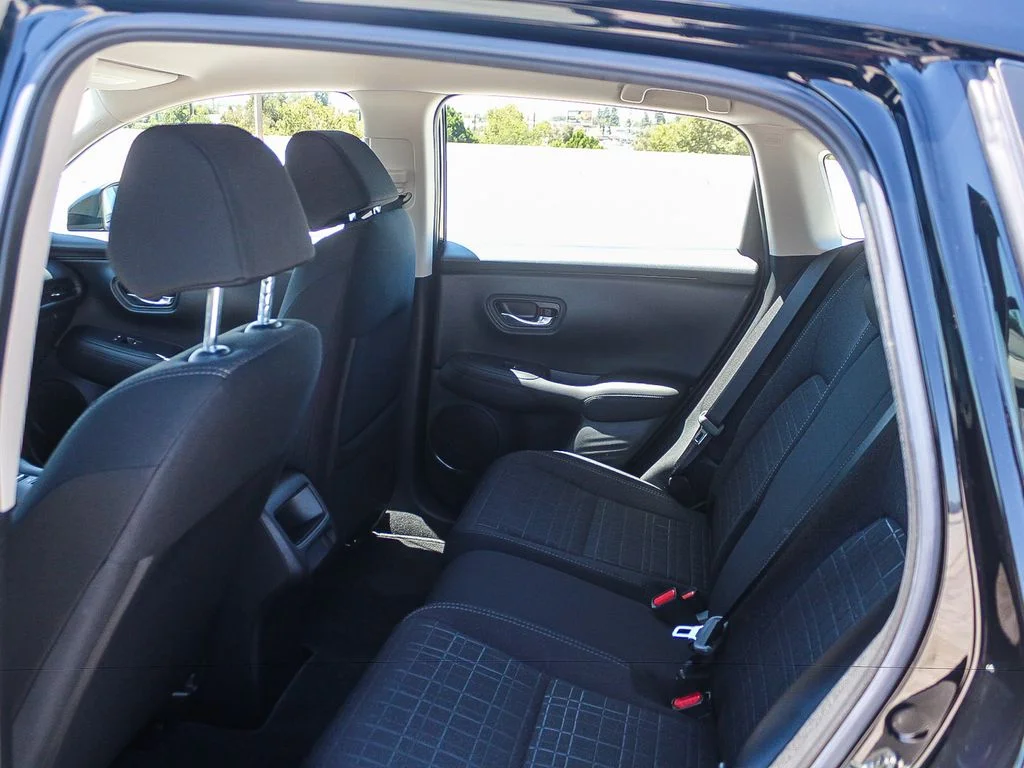 Certified Used 2025 Crystal Black Pearl Honda LX image 19