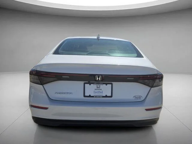 Certified Used 2023 Platinum White Pearl Honda EX image 4