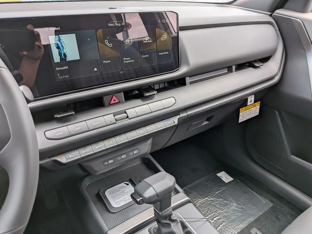 New 2027 Snow White Pearl Kia X-Line S image 43