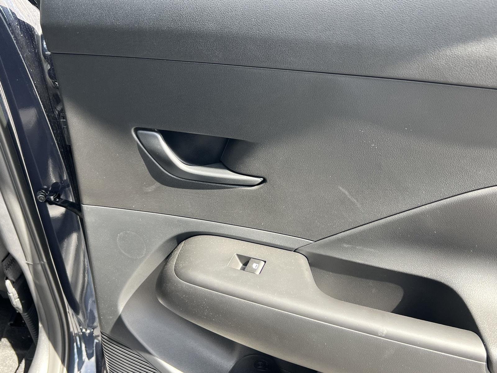 2026 Hyundai Kona SE - Photo 22