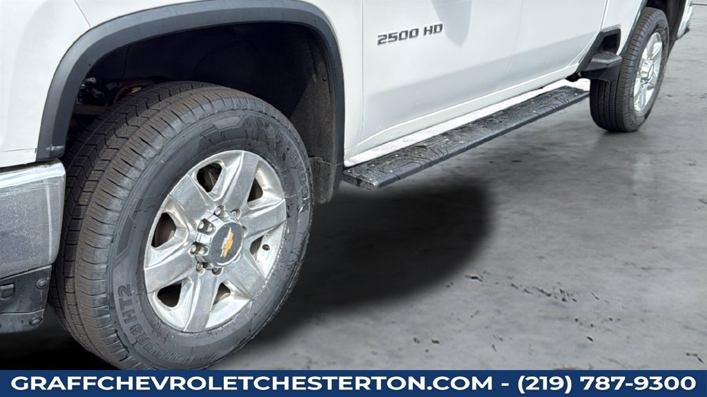 Used 2021 IRIDESCENT PEARL TRICOAT Chevrolet LTZ image 28