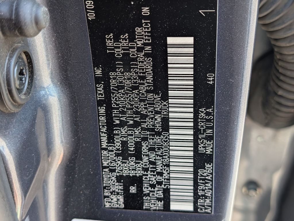 Used 2010  Toyota Grade image 28
