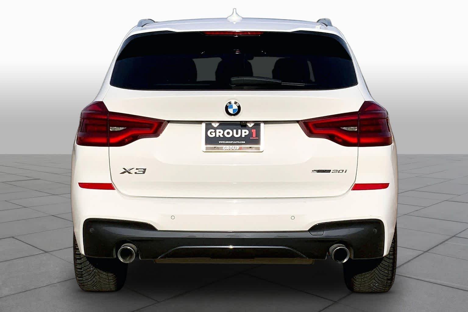 Used 2019 Alpine White BMW sDrive30i image 5