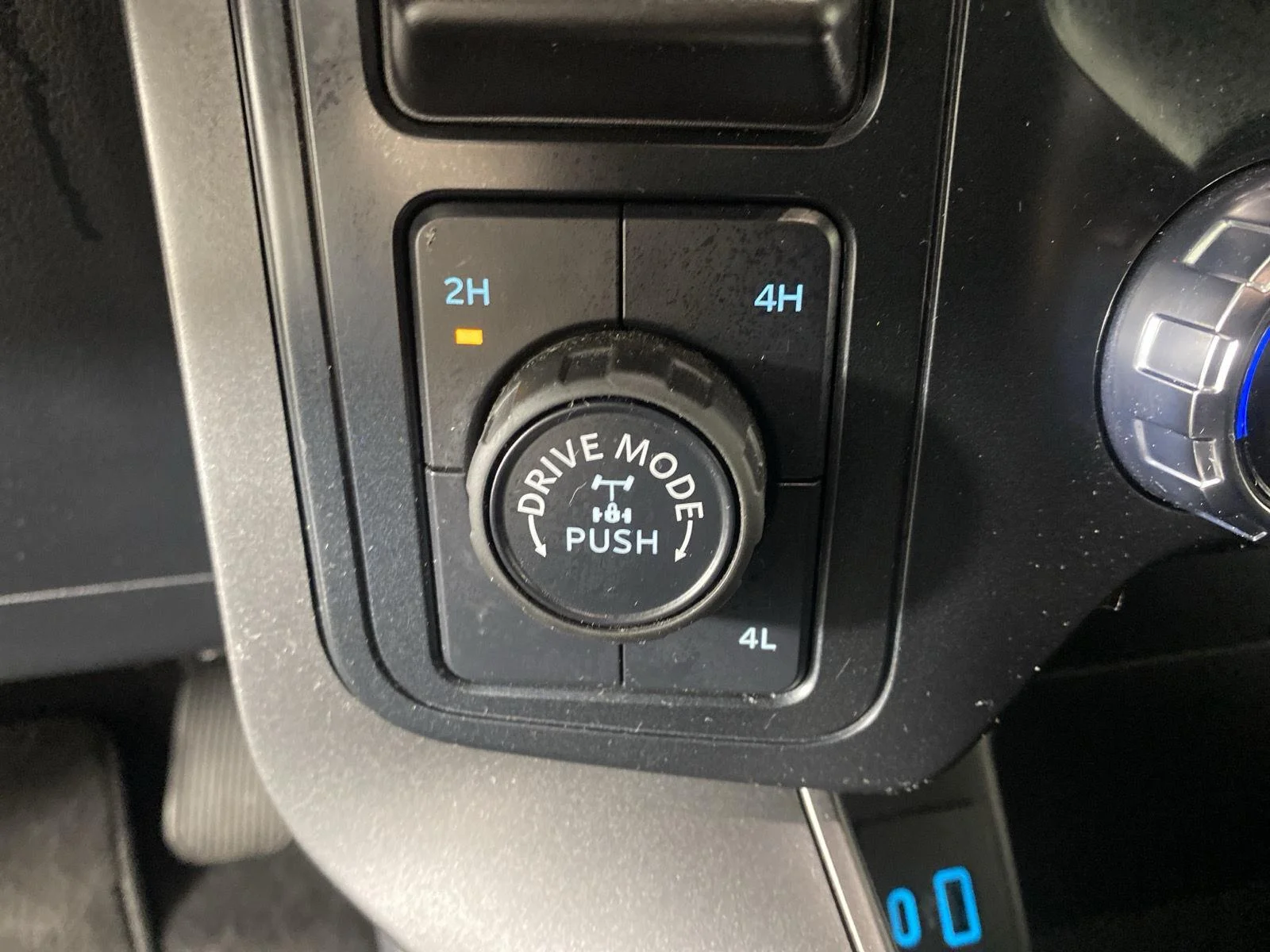 Used 2024 Carbonized Gray Ford XLT image 32