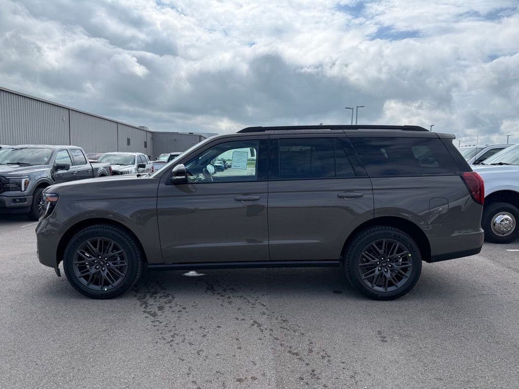 New 2027 Marsh Gray Ford Platinum image 38