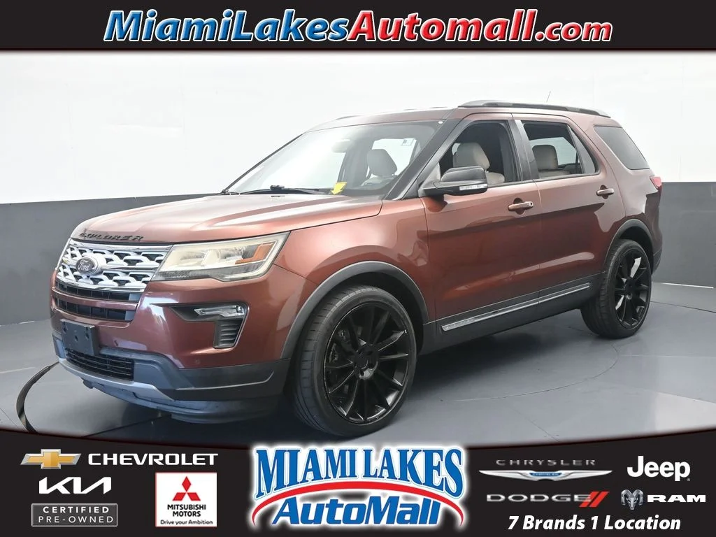 Used 2018 Cinnamon Glaze Metallic Ford XLT image 1
