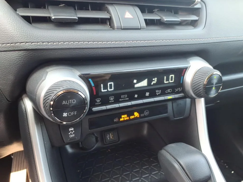 Used 2025 Silver Toyota LE image 21