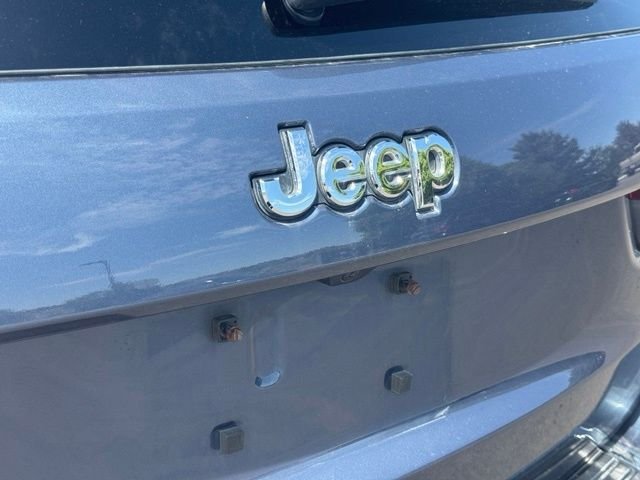 Used 2019 Blue Jeep Overland image 22