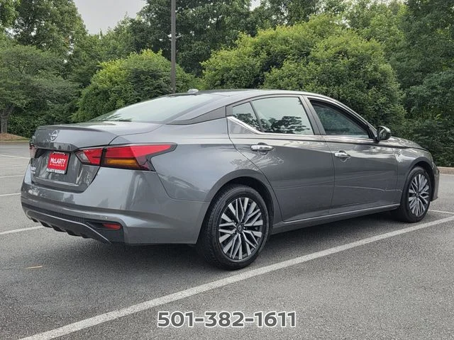 Used 2025 Gray Nissan 2.5 SV image 5