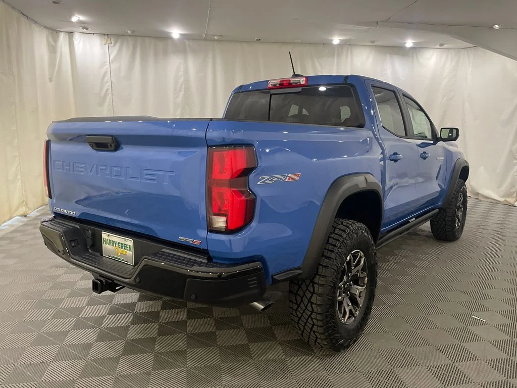 2026 Chevrolet Colorado ZR2 - Photo 5