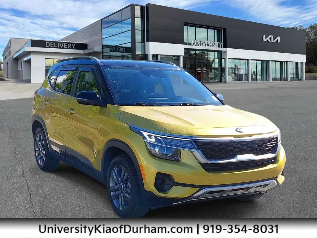 Used 2021 Yellow Kia S image 1