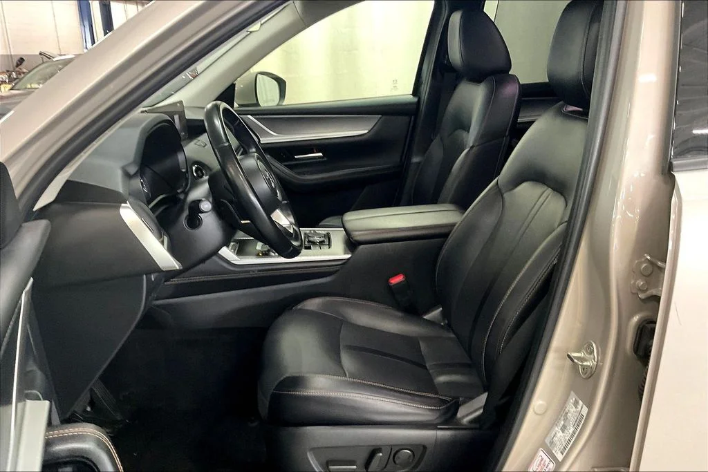 Used 2024 Silver Mazda 3.3 Turbo Preferred Plus image 25