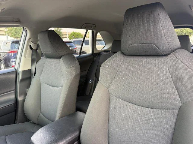 Certified Used 2025 SILVER SKY METALLIC Toyota XLE image 11