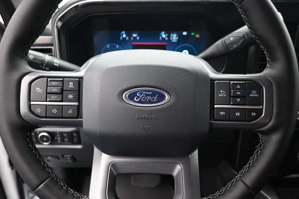 New 2026 Oxford White Ford Lariat image 11