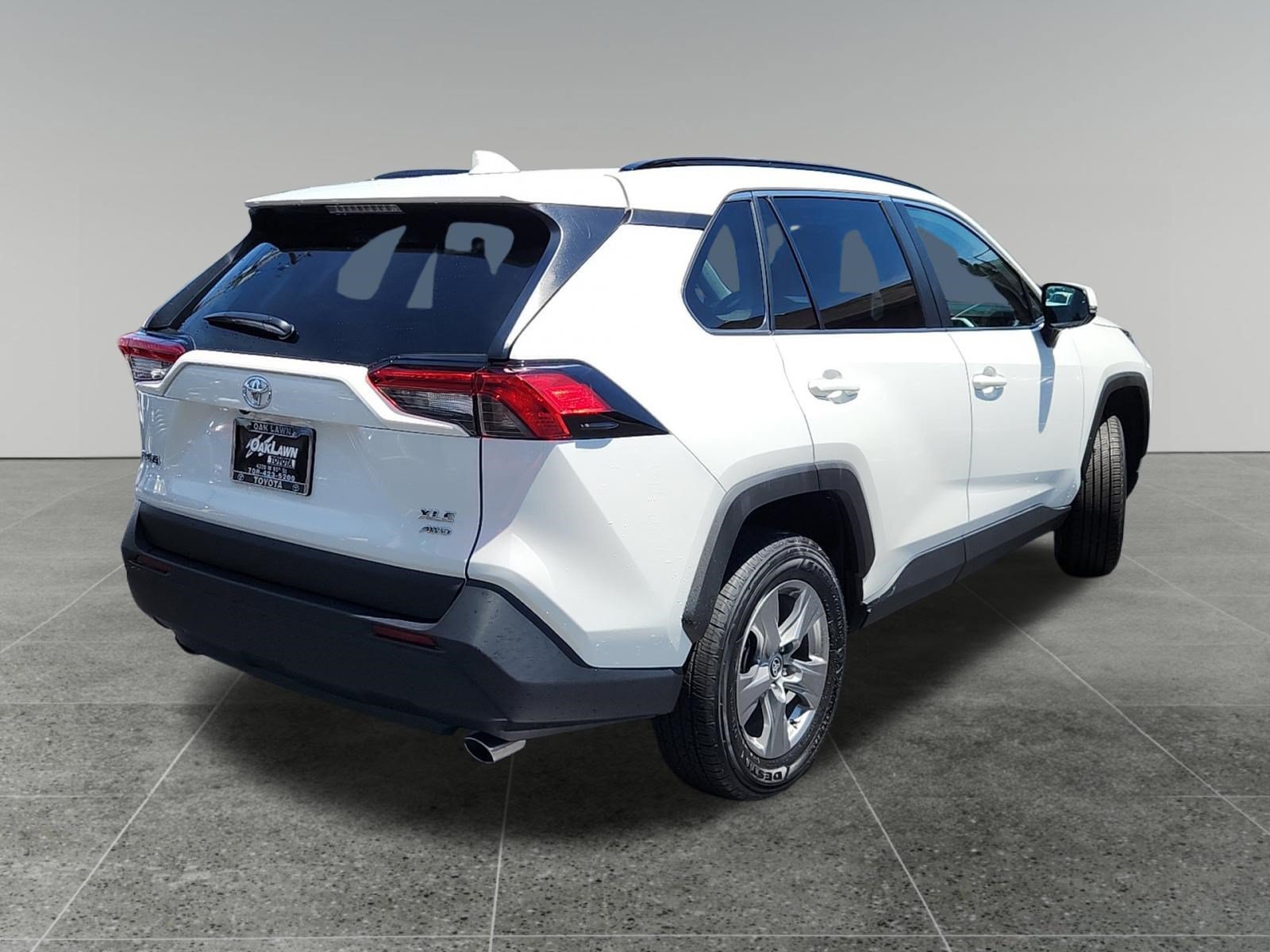 Certified Used 2025 Ice Cap Toyota XLE image 7