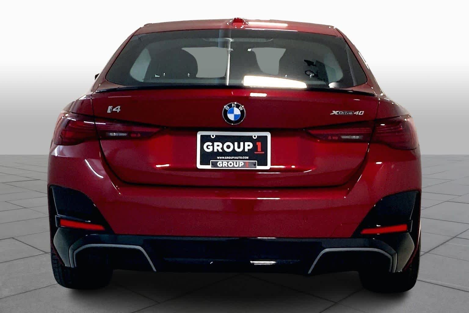 New 2026 Vegas Red Metallic BMW xDrive40 image 4