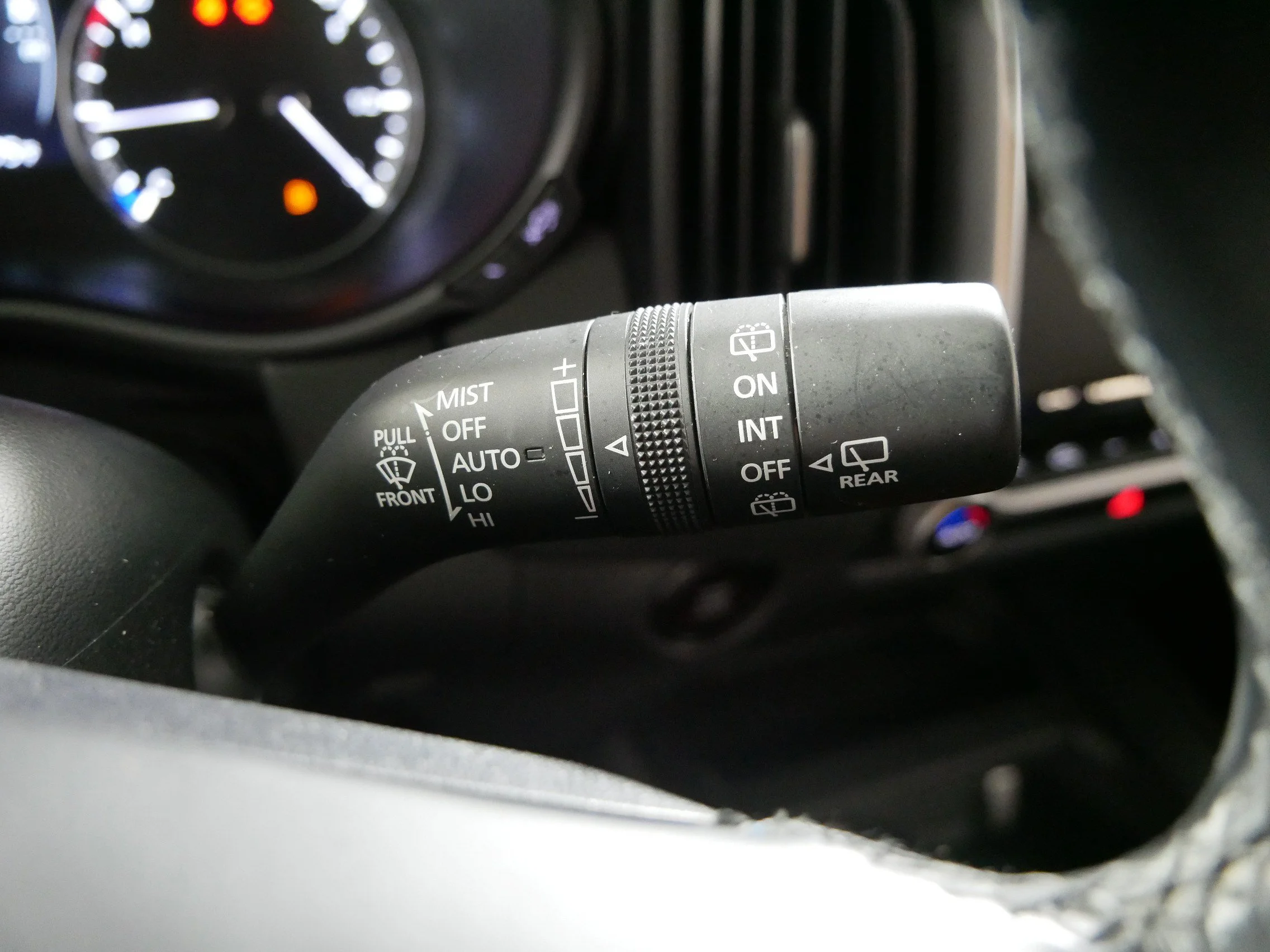 Used 2025 Jet Black Mica Mazda 2.5 S Preferred Package image 31