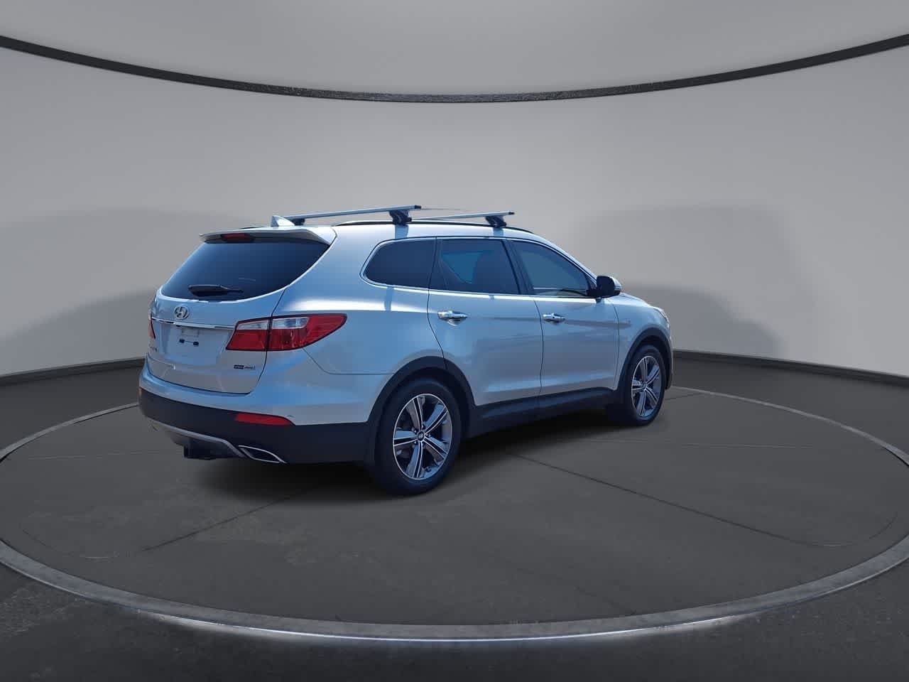 Used 2016 Circuit Silver Hyundai SE image 8